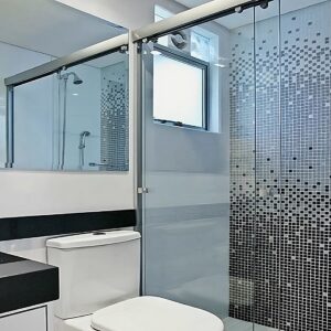 Box para banheiro com duas portas de correr